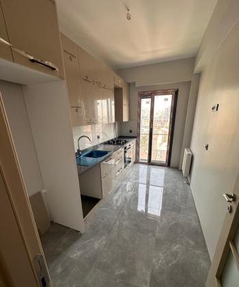 Kartalda Metroya Yakın Satılık 3+1 Lüks Sıfır Daire