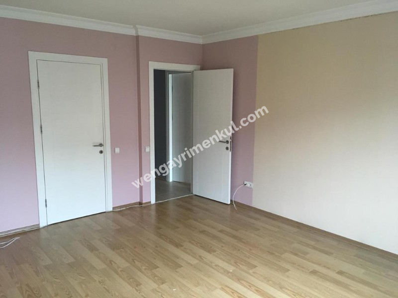  HALKALI SEVİNÇ EVLERİNDE FIRSAT BAKIMLI DAİRE