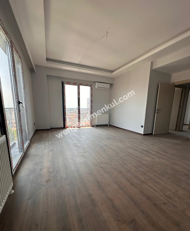 Kartalda Metroya Yakın Satılık 3+1 Lüks Sıfır Daire