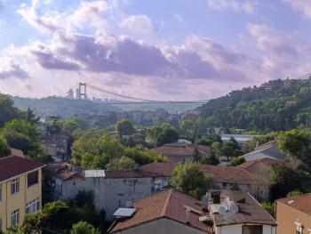 Beykoz'da Boğaz'ın Kalbine Saklanmış Müstakil, Bahçeli Villa