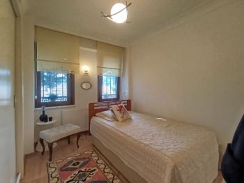 Beykoz'da Boğaz'ın Kalbine Saklanmış Müstakil, Bahçeli Villa