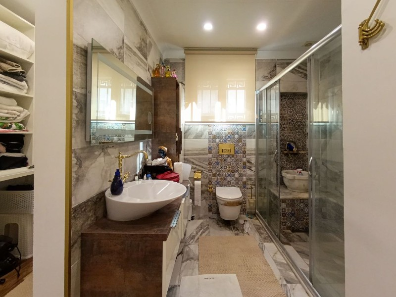 Beykoz'da Boğaz'ın Kalbine Saklanmış Müstakil, Bahçeli Villa