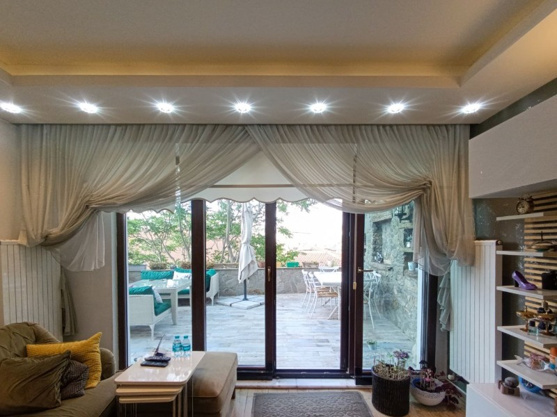 Beykoz'da Boğaz'ın Kalbine Saklanmış Müstakil, Bahçeli Villa