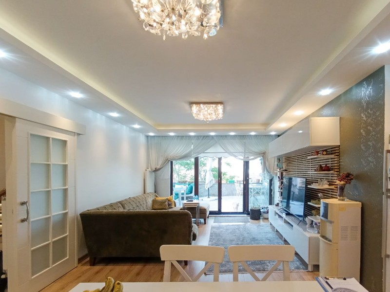 Beykoz'da Boğaz'ın Kalbine Saklanmış Müstakil, Bahçeli Villa