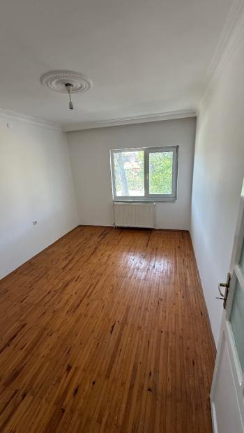 ACİL SATILIK GÜVENAY – ÇORUM BİNEVLER K TİPİ 2.KAT – 5+1 SATILIK VİLLA