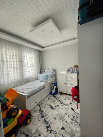 AFYON ÜÇOK EMLAKTAN FATİH MAH SATILIK 3 KATLI BİNA