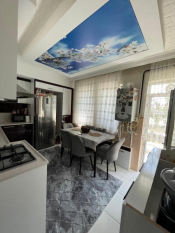 AFYON ÜÇOK EMLAKTAN FATİH MAH SATILIK 3 KATLI BİNA
