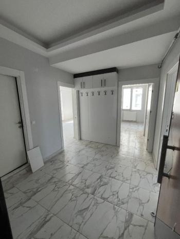 AFYON ÜÇOK EMLAKTAN YENİCE MAH SATILIK SIFIR CADDE ÜSTÜ ARAKAT 3+1 DAİRE