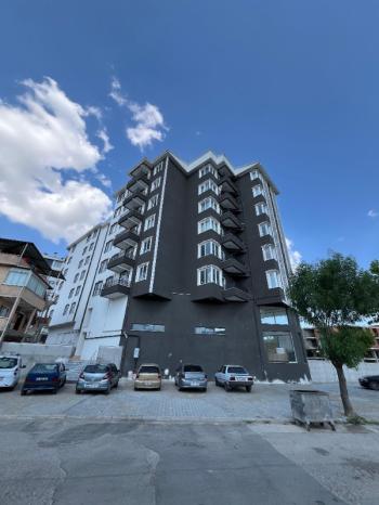 AFYON ÜÇOK EMLAKTAN YENİCE MAH SATILIK SIFIR CADDE ÜSTÜ ARAKAT 3+1 DAİRE