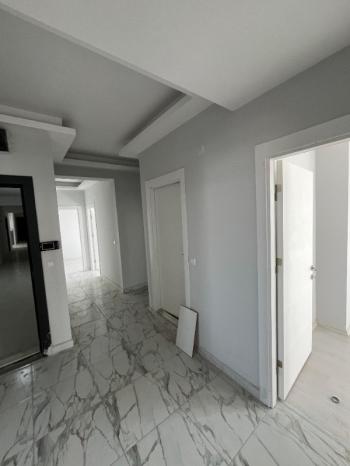 AFYON ÜÇOK EMLAKTAN YENİCE MAH SATILIK SIFIR CADDE ÜSTÜ ARAKAT 3+1 DAİRE