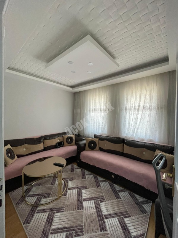AFYON ÜÇOK EMLAKTAN FATİH MAH SATILIK 3 KATLI BİNA