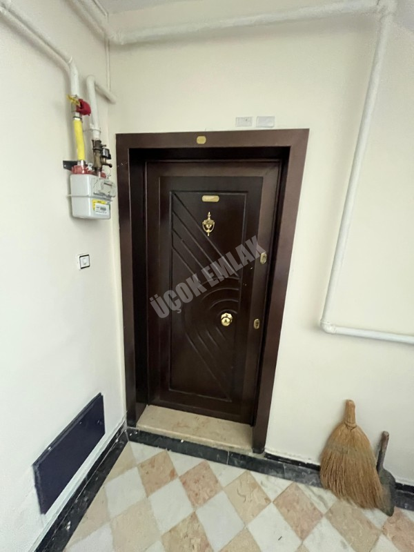 AFYON ÜÇOK EMLAKTAN ALİ İHSAN PAŞA MAH KİRALIK 3+1 TEMİZ BAKIMLI DAİRE