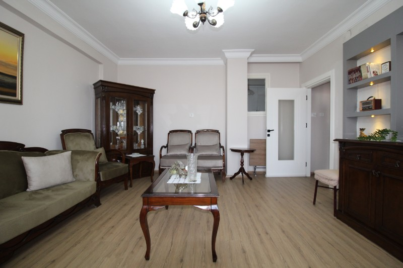 ASLAN'DAN İSTASYON CİVARINDA FULL YAPILI 3+1 FIRSAT DAİRE