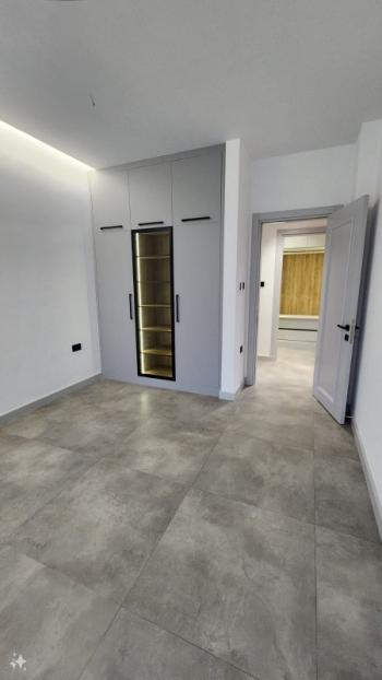 Girne Çatalköy Bölgesinde Satılık Yeni 4+1 Villa