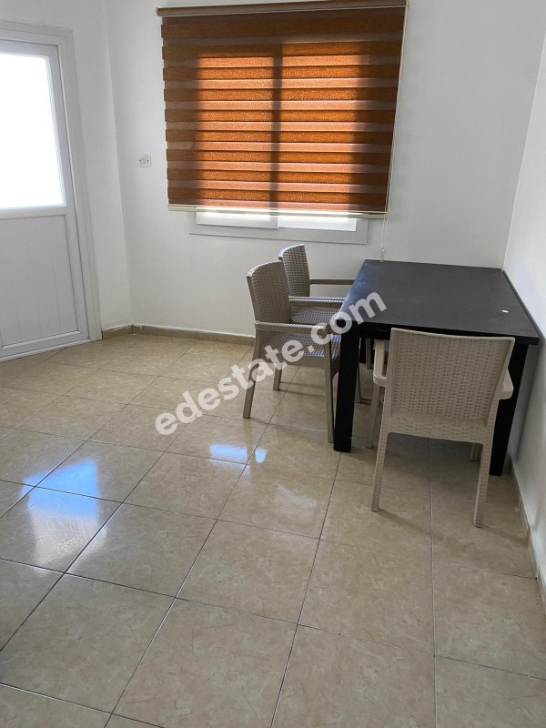 Lefkoşa Marmara Bölgesinde EŞYALI KİRALIK 3+1 DAİRE