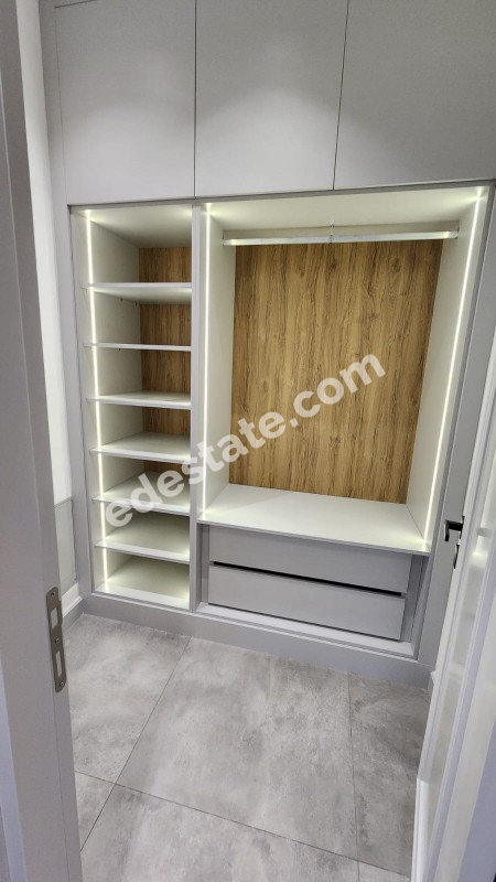 Girne Çatalköy Bölgesinde Satılık Yeni 4+1 Villa