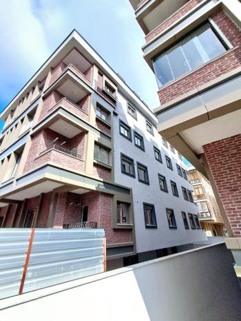 KÜÇÜKYALI'DA MARMARAY VE METRO'YA YAKIN SIFIR 2+1 SATILIK DAİRE