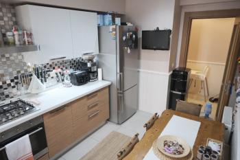 Ümraniye Tepeüstü Mh. Kiralık 3+1 Lüks Site Dairesi Metroya Çok Yakın( Boş Hemen Taşın)