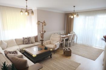 Ümraniye Tepeüstü Mh. Kiralık 3+1 Lüks Site Dairesi Metroya Çok Yakın( Boş Hemen Taşın)