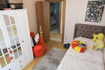 Ümraniye Tepeüstü Mh. Kiralık 3+1 Lüks Site Dairesi Metroya Çok Yakın( Boş Hemen Taşın)