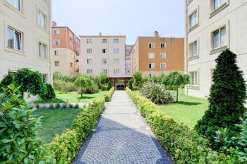 Ümraniye Tepeüstü Mh. Kiralık 3+1 Lüks Site Dairesi Metroya Çok Yakın( Boş Hemen Taşın)