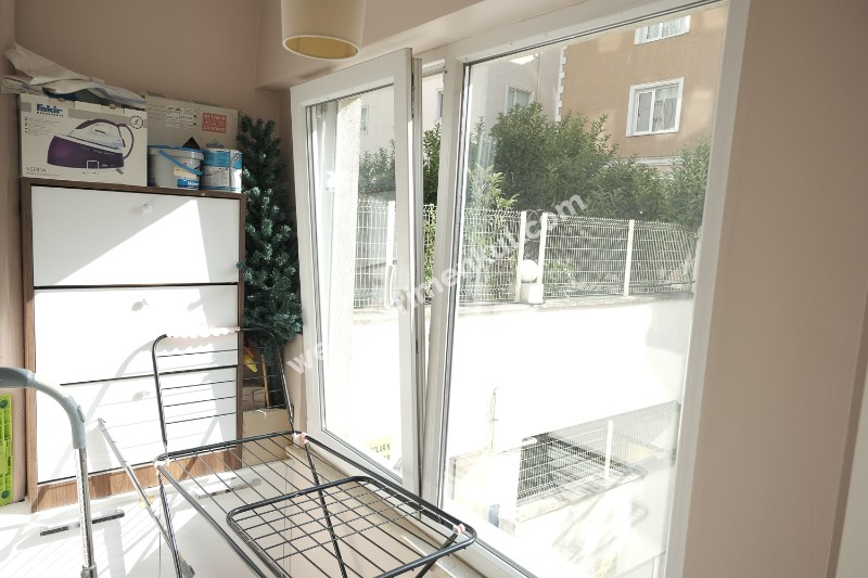 Ümraniye Tepeüstü Mh. Kiralık 3+1 Lüks Site Dairesi Metroya Çok Yakın( Boş Hemen Taşın)