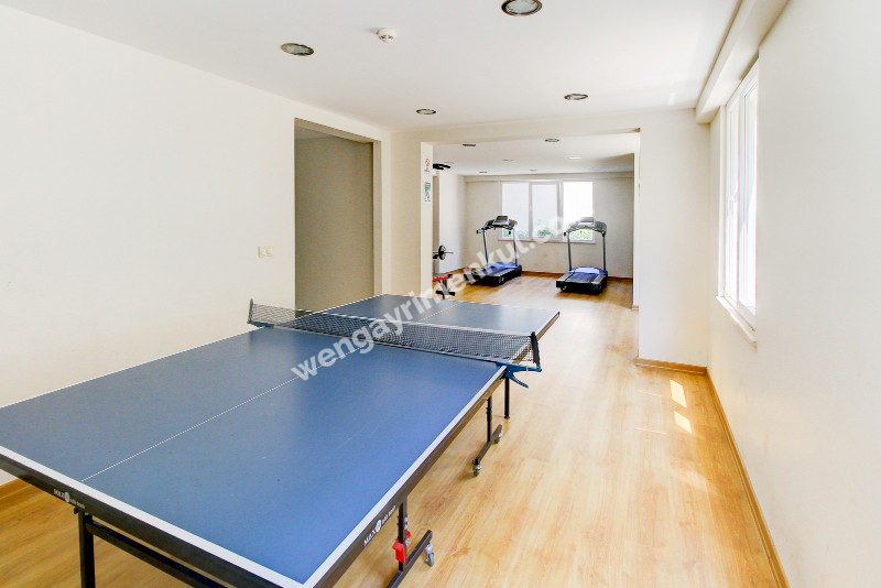 Ümraniye Tepeüstü Mh. Kiralık 3+1 Lüks Site Dairesi Metroya Çok Yakın( Boş Hemen Taşın)