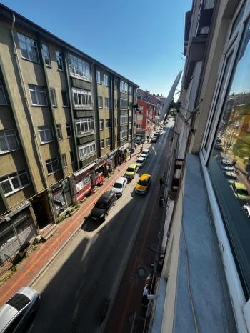 SEVİLLER MAH. ÜST CADDEDE SATILIK 3+1 DAİRE