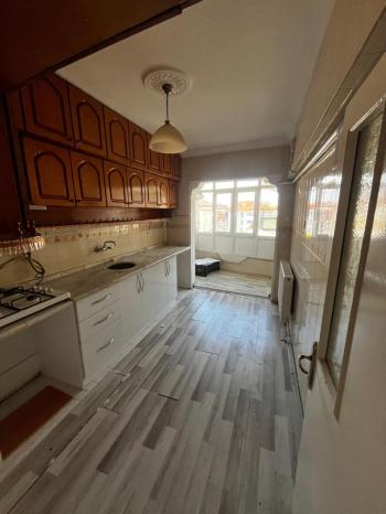 SEVİLLER MAH. ÜST CADDEDE SATILIK 3+1 DAİRE