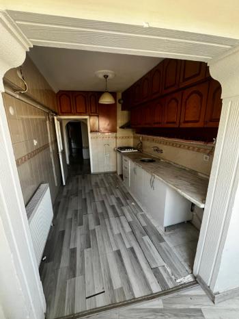 SEVİLLER MAH. ÜST CADDEDE SATILIK 3+1 DAİRE