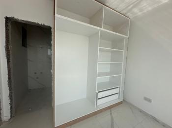 MAĞUSA MERKEZDE  YENİ SIFIR SATILIK  DAİRE 