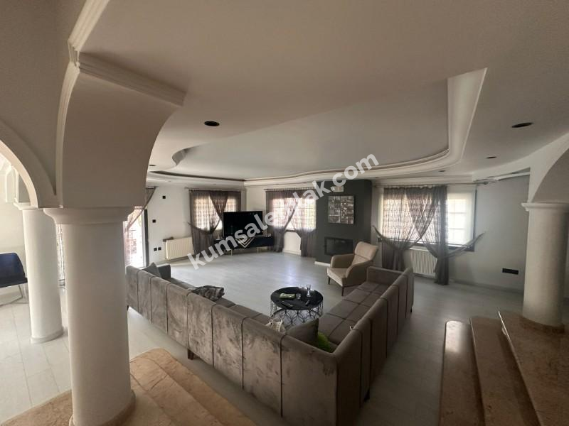 LEFKOŞA DUMLUPINAR BÖLGESİNDE SATILIK FUL EŞYALI TÜRK MALI DAİRE 