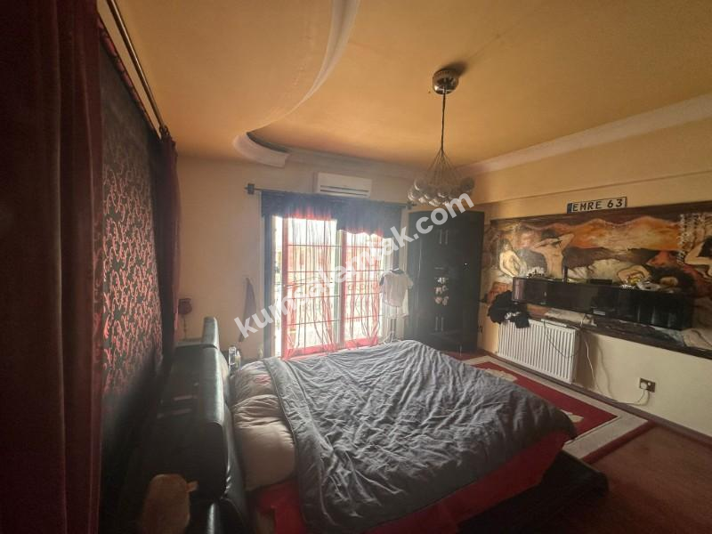 LEFKOŞA DUMLUPINAR BÖLGESİNDE SATILIK FUL EŞYALI TÜRK MALI DAİRE 