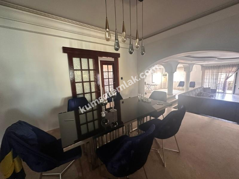LEFKOŞA DUMLUPINAR BÖLGESİNDE SATILIK FUL EŞYALI TÜRK MALI DAİRE 