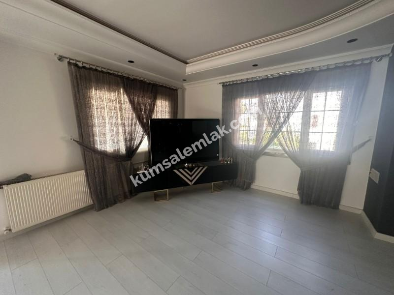 LEFKOŞA DUMLUPINAR BÖLGESİNDE SATILIK FUL EŞYALI TÜRK MALI DAİRE 