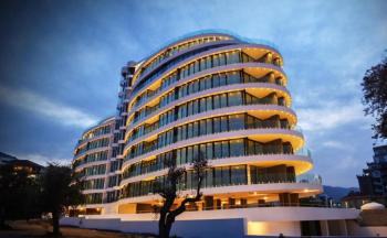 Kıbrıs Girne Merkez de Türk Tapulu Havuzlu Elit Sitede Lüks 2+1 Residence