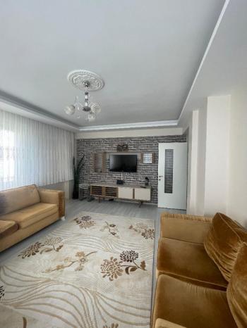AFYON ÜÇOK EMLAKTAN MAREŞAL F ÇAKMAK MAH SATILIK 3+1 FIRSAT DAİRE