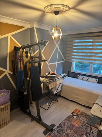 BEYLİKDÜZÜ YAKUPLU’DA 2+1, BALKONLU, ÖNÜ AÇIK, METROBÜSE YAKIN DAİRE!