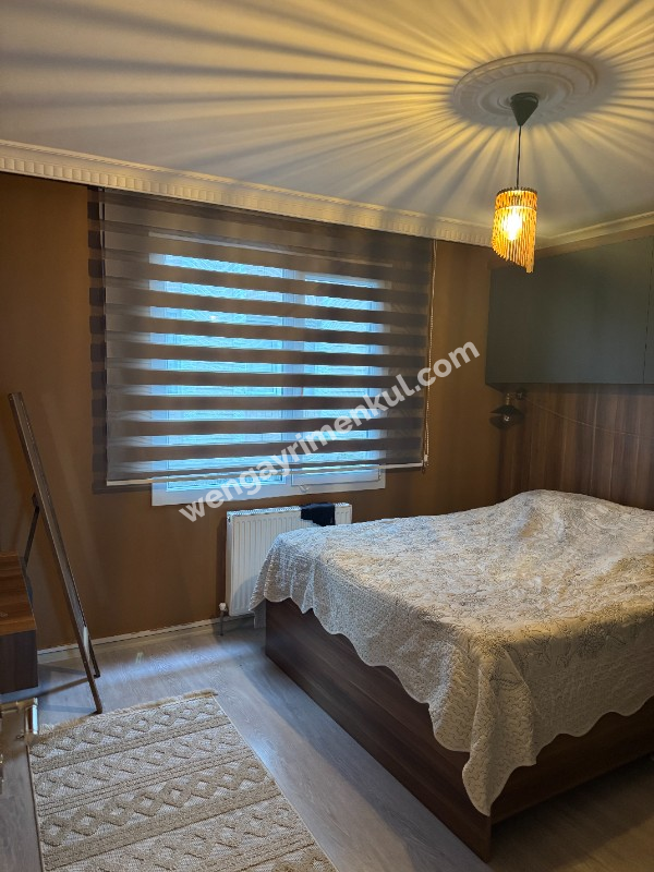 BEYLİKDÜZÜ YAKUPLU’DA 2+1, BALKONLU, ÖNÜ AÇIK, METROBÜSE YAKIN DAİRE!