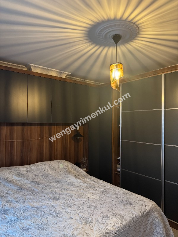 BEYLİKDÜZÜ YAKUPLU’DA 2+1, BALKONLU, ÖNÜ AÇIK, METROBÜSE YAKIN DAİRE!