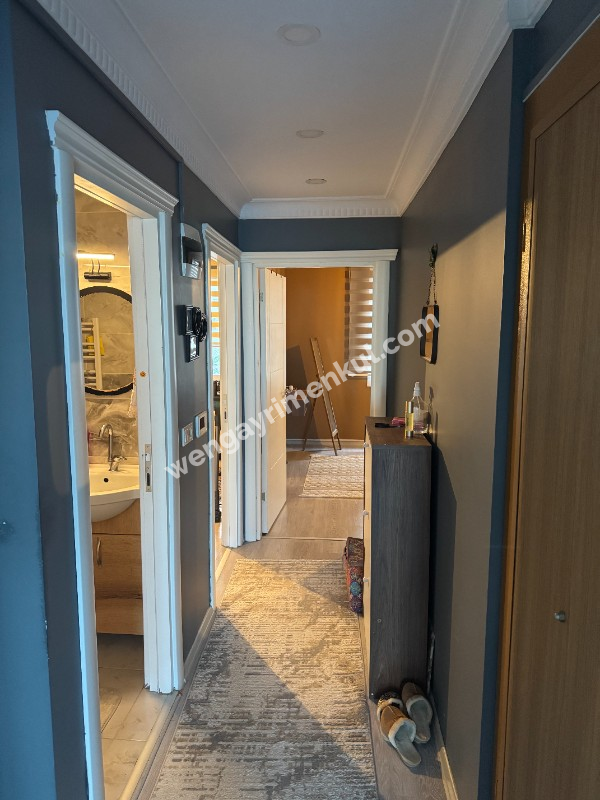 BEYLİKDÜZÜ YAKUPLU’DA 2+1, BALKONLU, ÖNÜ AÇIK, METROBÜSE YAKIN DAİRE!