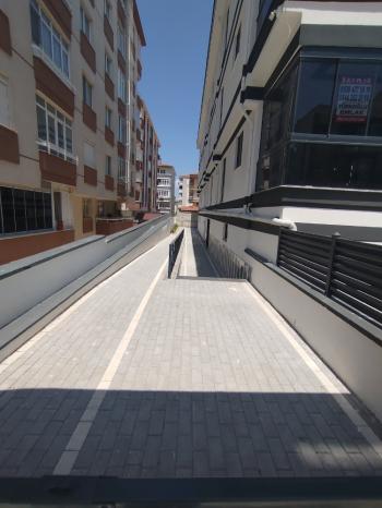 GÜVENAY - ÇORUM BAHÇELİEVLER C.TESİ PAZARI YANI 1+1 SIFIR SATILIK DAİRE 