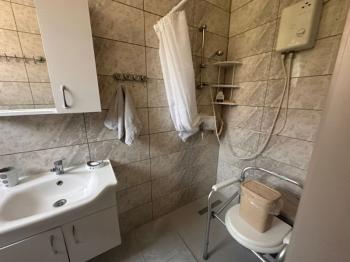 LEFKOŞA KIZILBAŞ BÖLGESİNDE FUL EŞYALI LÜKS KİRALIK DAİRE 