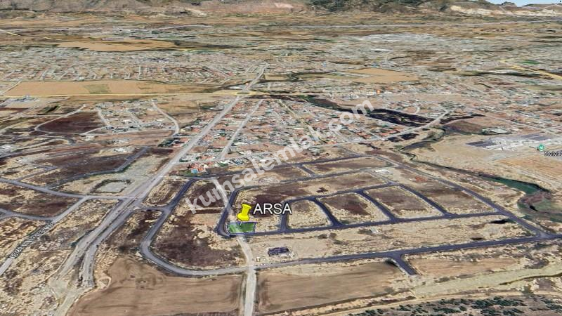 KIBRIS LEFKOŞA AYDEMET BÖLGESİNDE ŞEHİT ÇOCUĞU ,KÖŞE ARSA