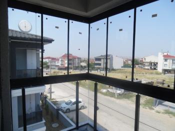RESMİ KURUMLARA YAKIN 1+1 AMERİKAN MUTFAKLI DAİRE 