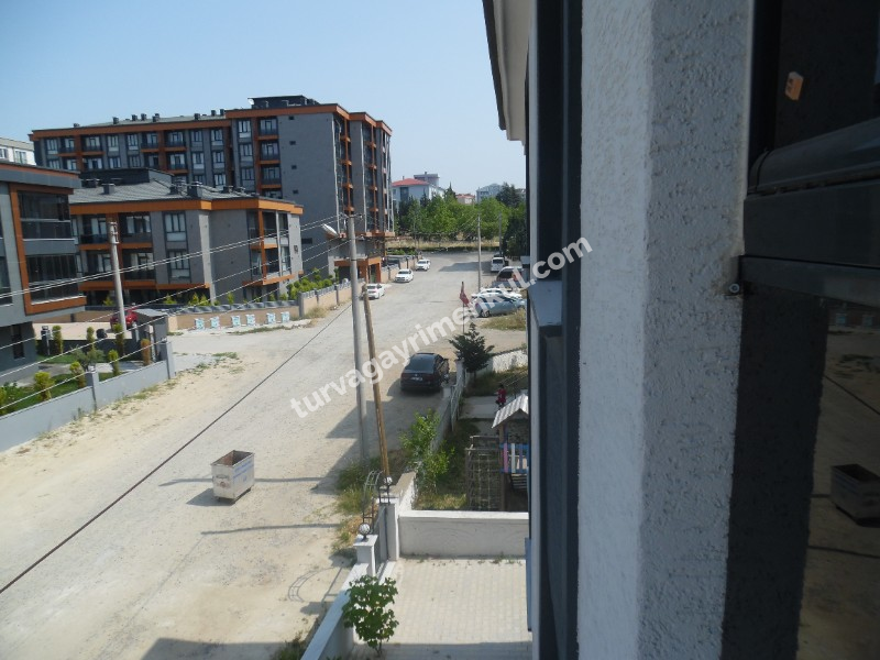 RESMİ KURUMLARA YAKIN 1+1 AMERİKAN MUTFAKLI DAİRE 