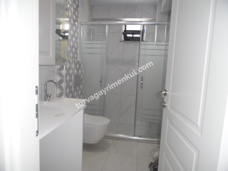 RESMİ KURUMLARA YAKIN 1+1 AMERİKAN MUTFAKLI DAİRE 