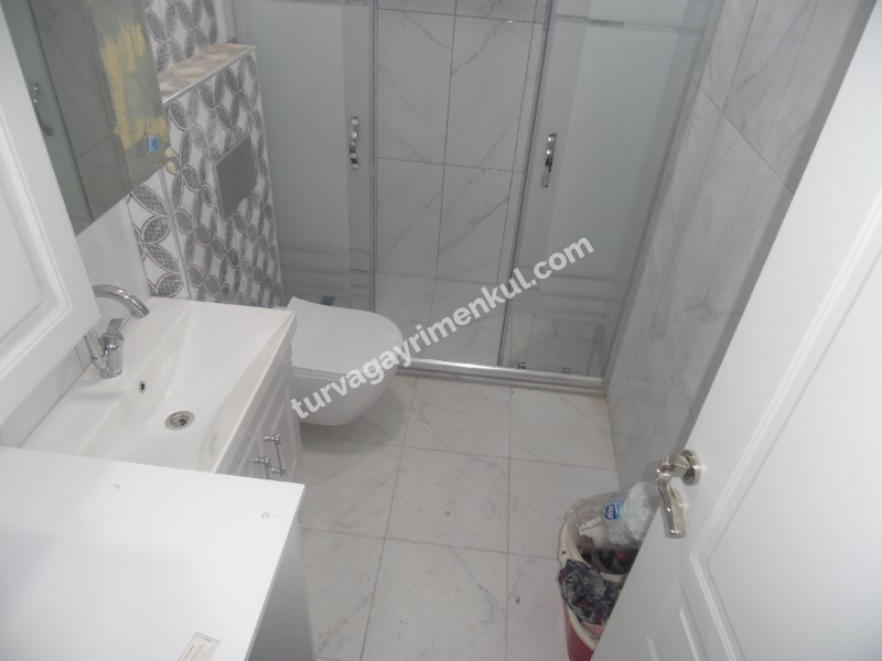 RESMİ KURUMLARA YAKIN 1+1 AMERİKAN MUTFAKLI DAİRE 