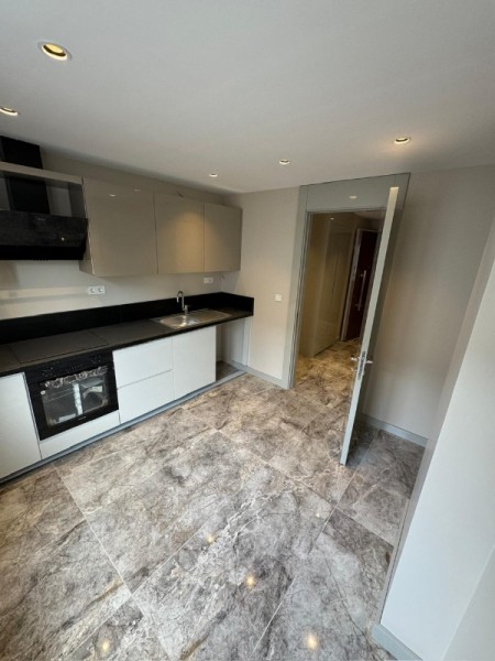 Siris Park Evleri'nde 4.Kat Geniş 2+1 | Net 90 m² | Çift Banyolu | Balkonlu