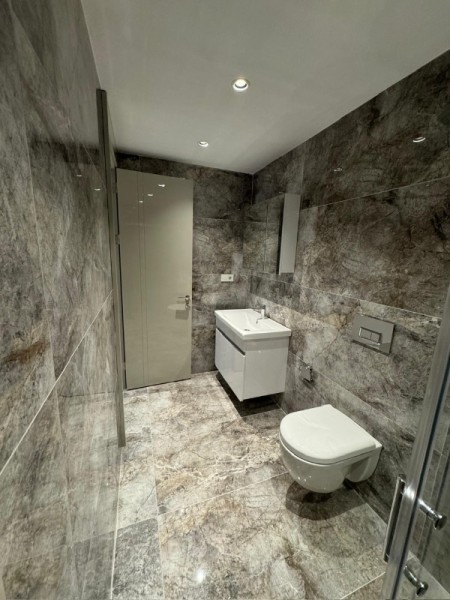 Siris Park Evleri'nde 4.Kat Geniş 2+1 | Net 90 m² | Çift Banyolu | Balkonlu
